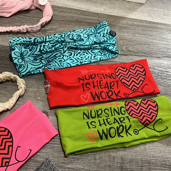 Lot of 12 nursing headbands with buttons (for masks) - Picture 2 of 6